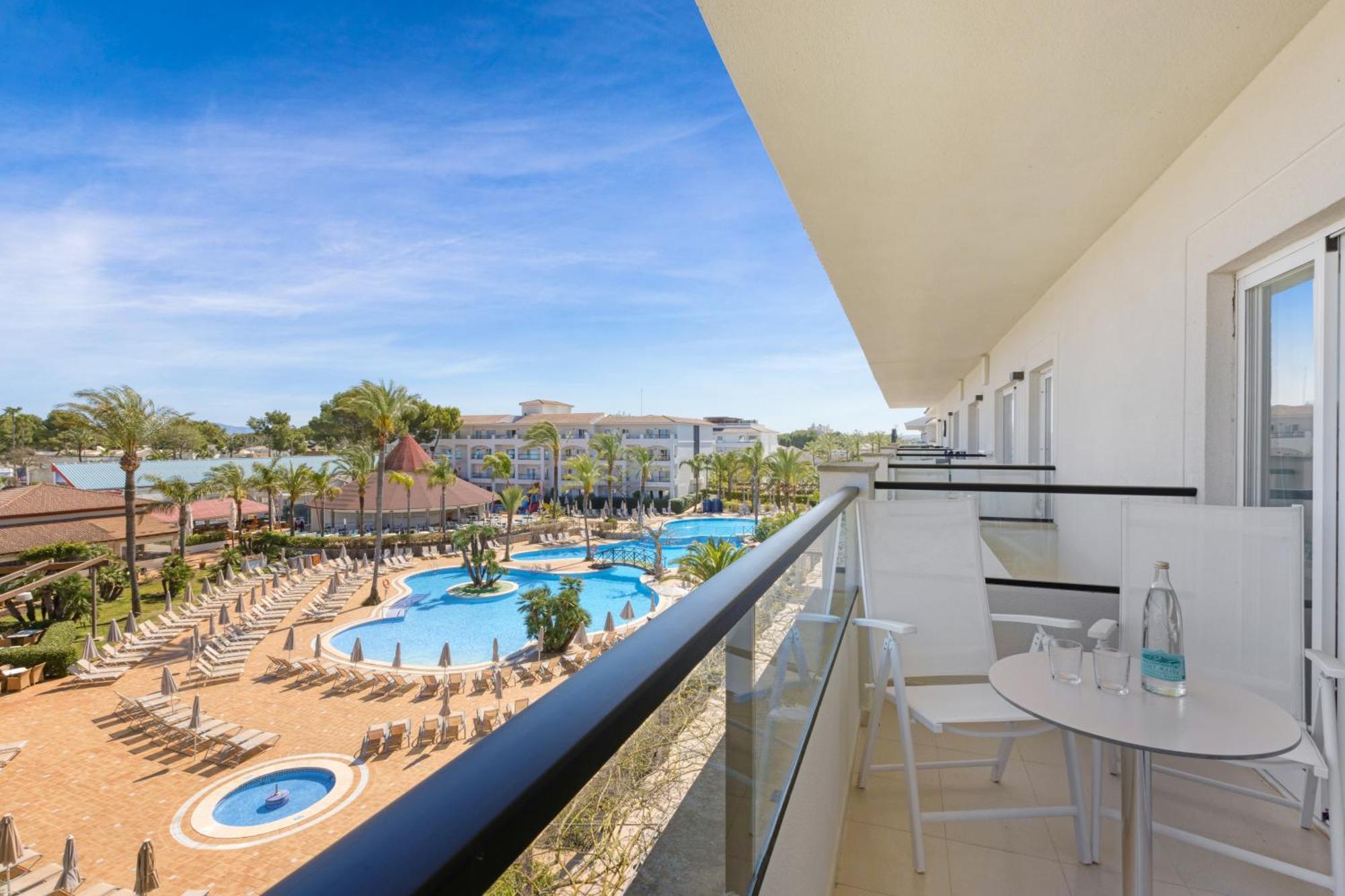 Viva Blue & Spa Playa de Muro  Exterior photo